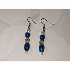 Pretty Vintage 1980s Silver-Tone Blue Beaded Faux Pearl Flower Dangle Earrings